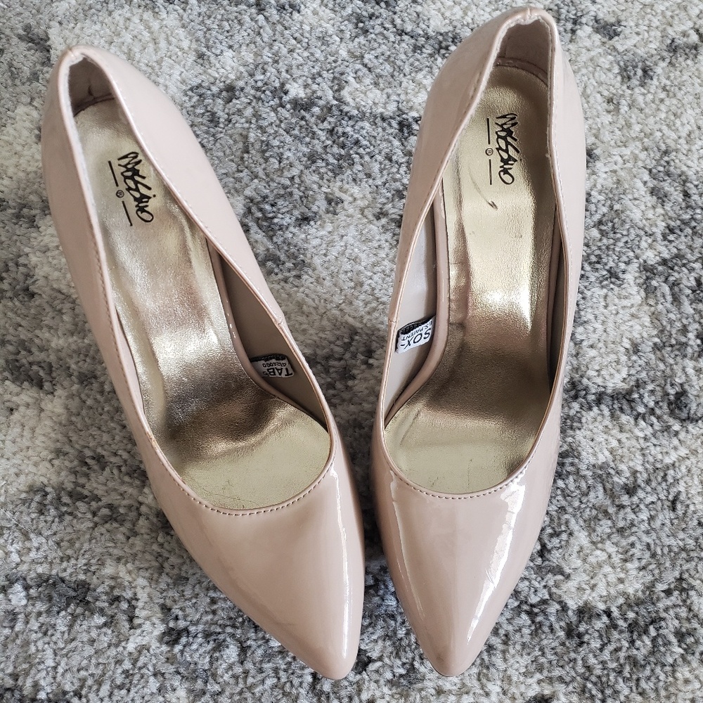 Mossimo nude heels